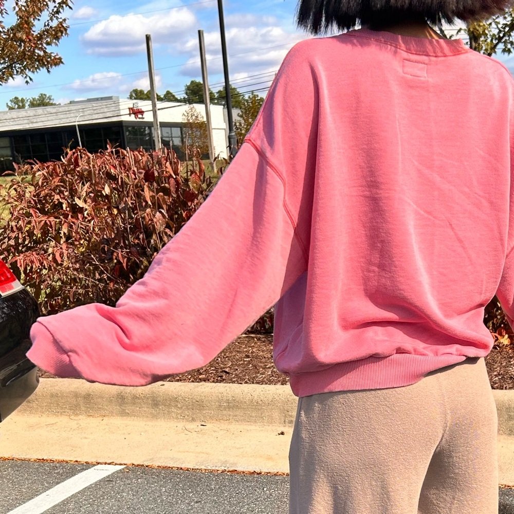 American Eagle Outfitters Sweatshirt. M - Picture 3 of 12